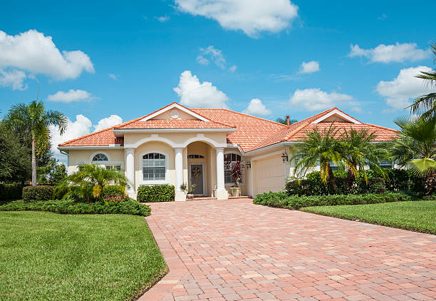 Taylor Creek, FL Driveway Pavers Company